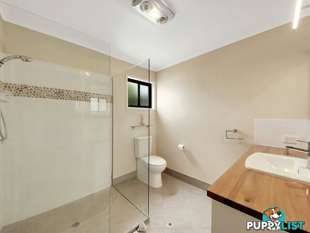 17 Scallop Street TANNUM SANDS QLD 4680