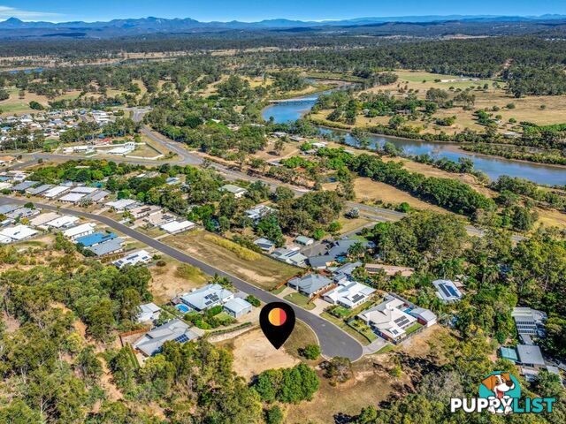 34 Jeana Close BOYNE ISLAND QLD 4680