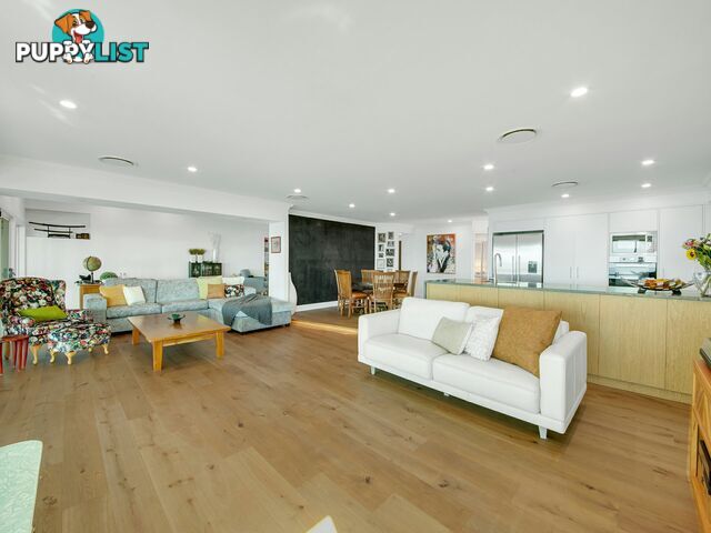 6 The Esplanade BARNEY POINT QLD 4680