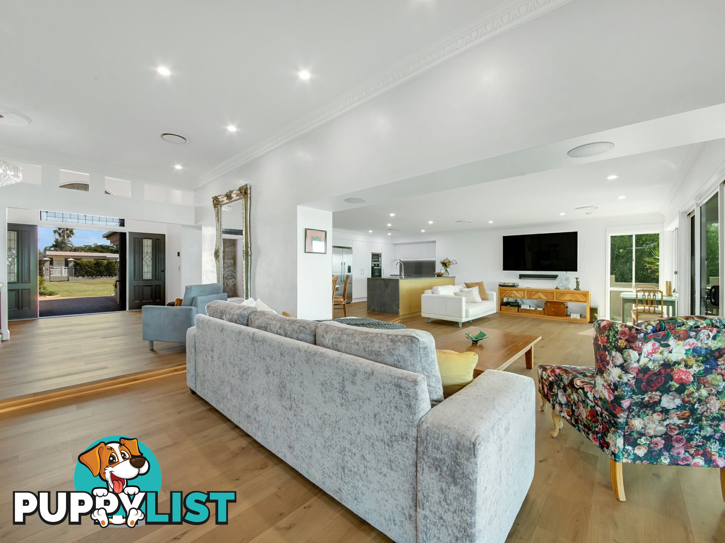 6 The Esplanade BARNEY POINT QLD 4680