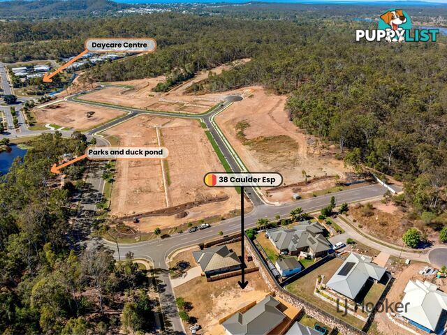 38 Caulder Esplanade BOYNE ISLAND QLD 4680