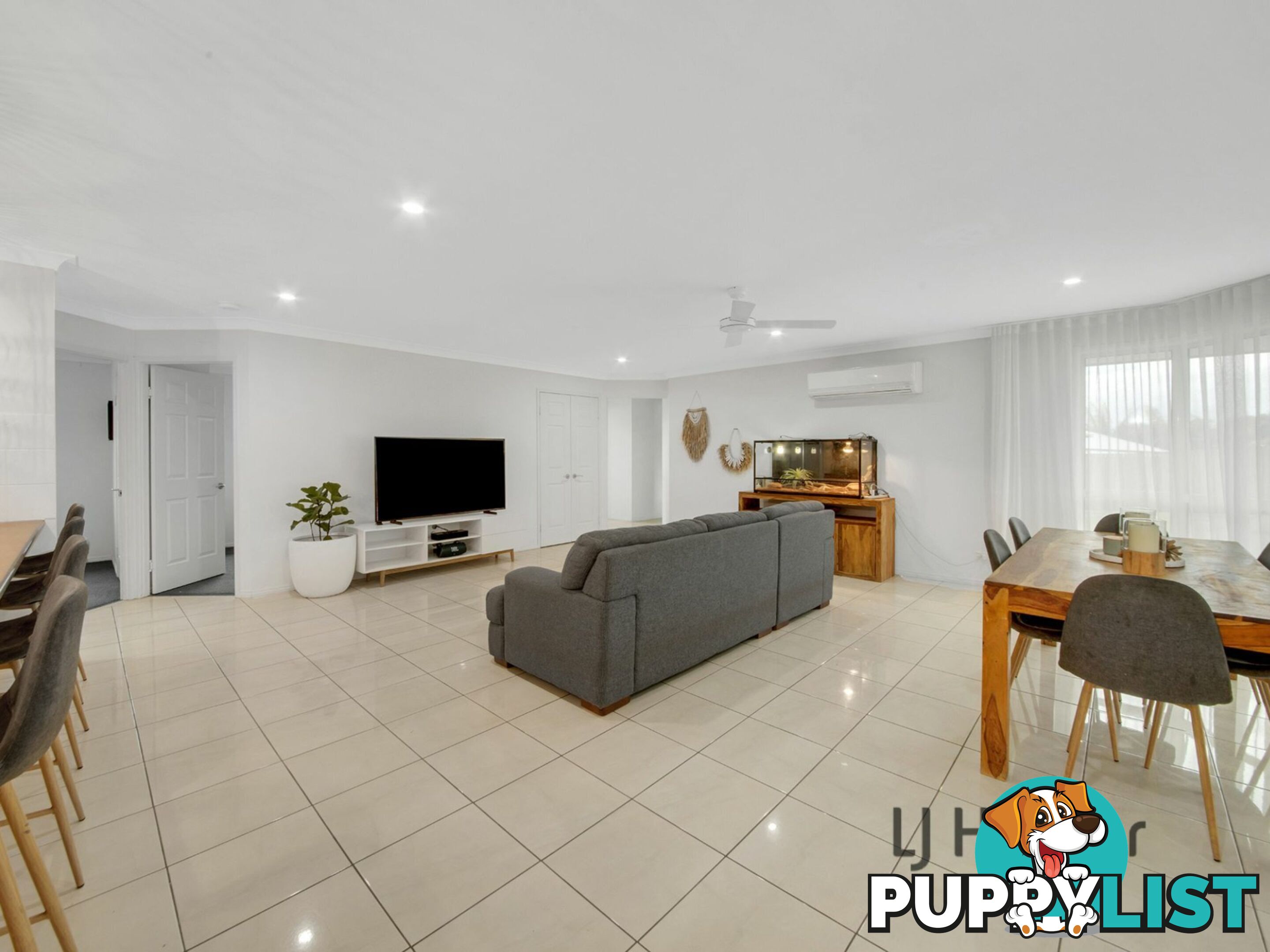 43 Golf View Drive BOYNE ISLAND QLD 4680