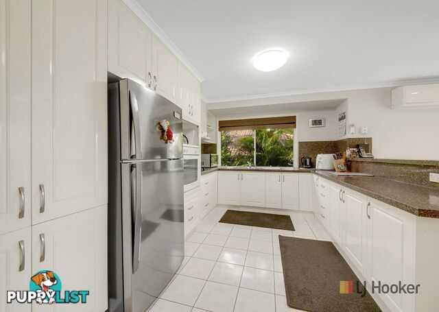 48 Lomandra Street BOYNE ISLAND QLD 4680