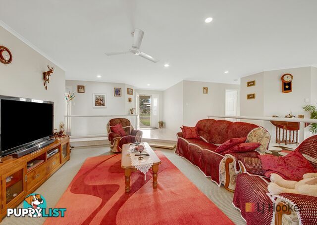 48 Lomandra Street BOYNE ISLAND QLD 4680