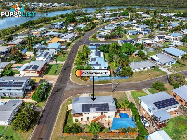 25 Alexander Street BOYNE ISLAND QLD 4680