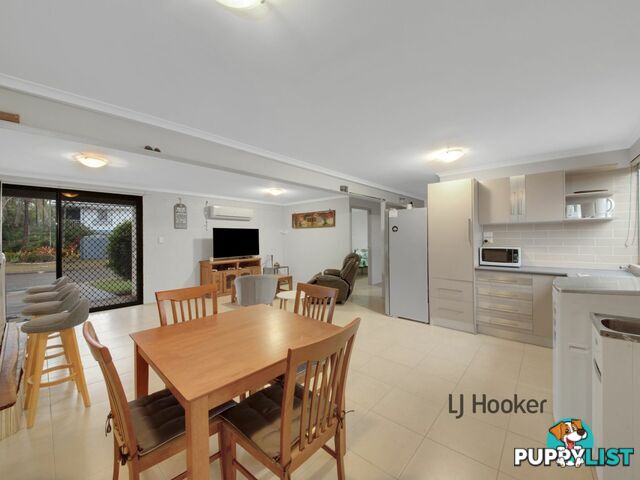 25 Alexander Street BOYNE ISLAND QLD 4680