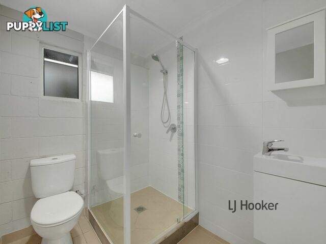 25 Alexander Street BOYNE ISLAND QLD 4680