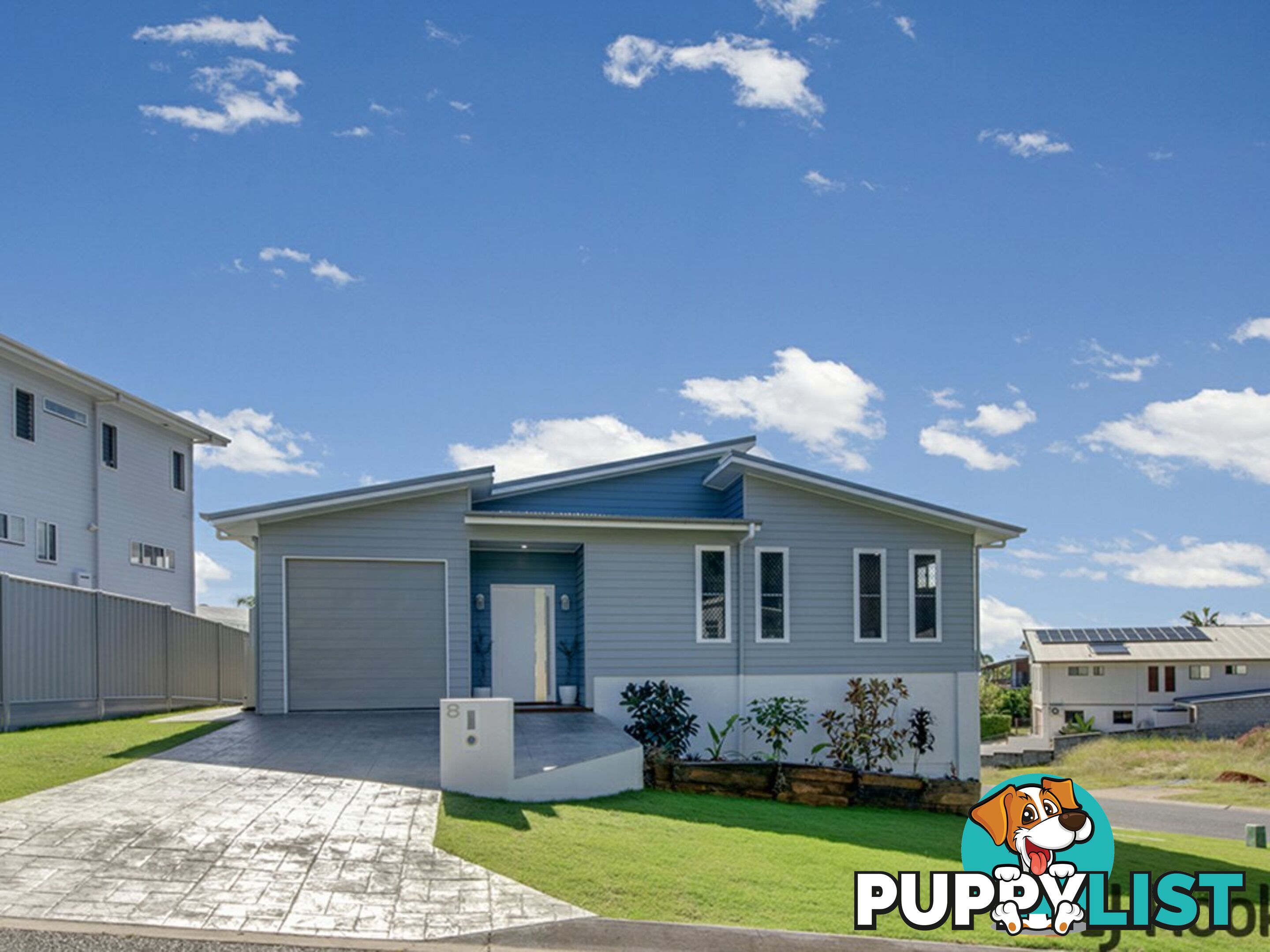8 Jenny Lind Court BOYNE ISLAND QLD 4680
