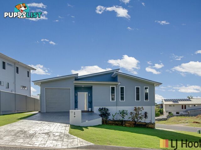 8 Jenny Lind Court BOYNE ISLAND QLD 4680