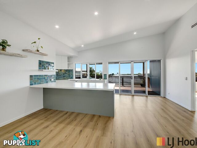 8 Jenny Lind Court BOYNE ISLAND QLD 4680