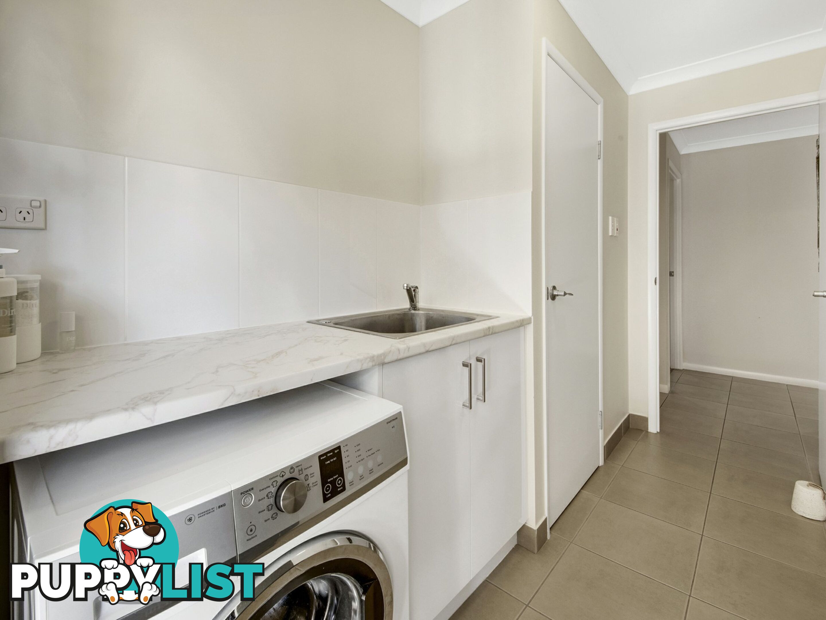 1 Ronpen Close TANNUM SANDS QLD 4680