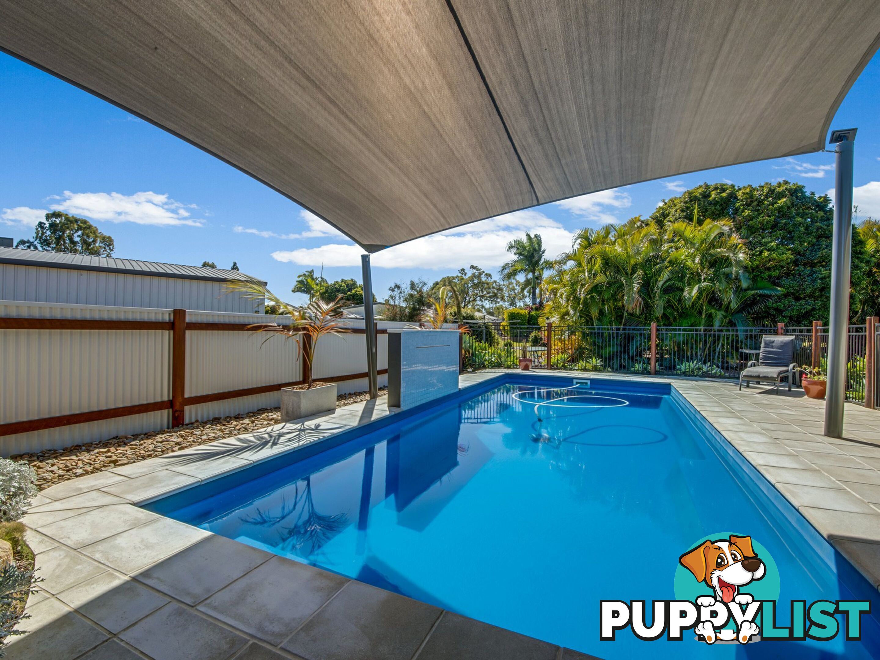 1 Ronpen Close TANNUM SANDS QLD 4680