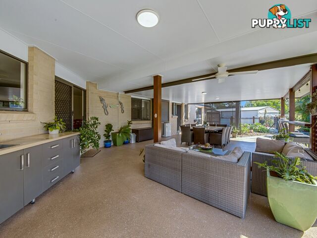 1 Ronpen Close TANNUM SANDS QLD 4680