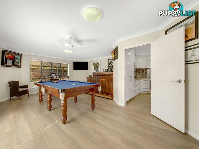 1 Ronpen Close TANNUM SANDS QLD 4680