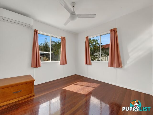 4 Morley Street WEST GLADSTONE QLD 4680