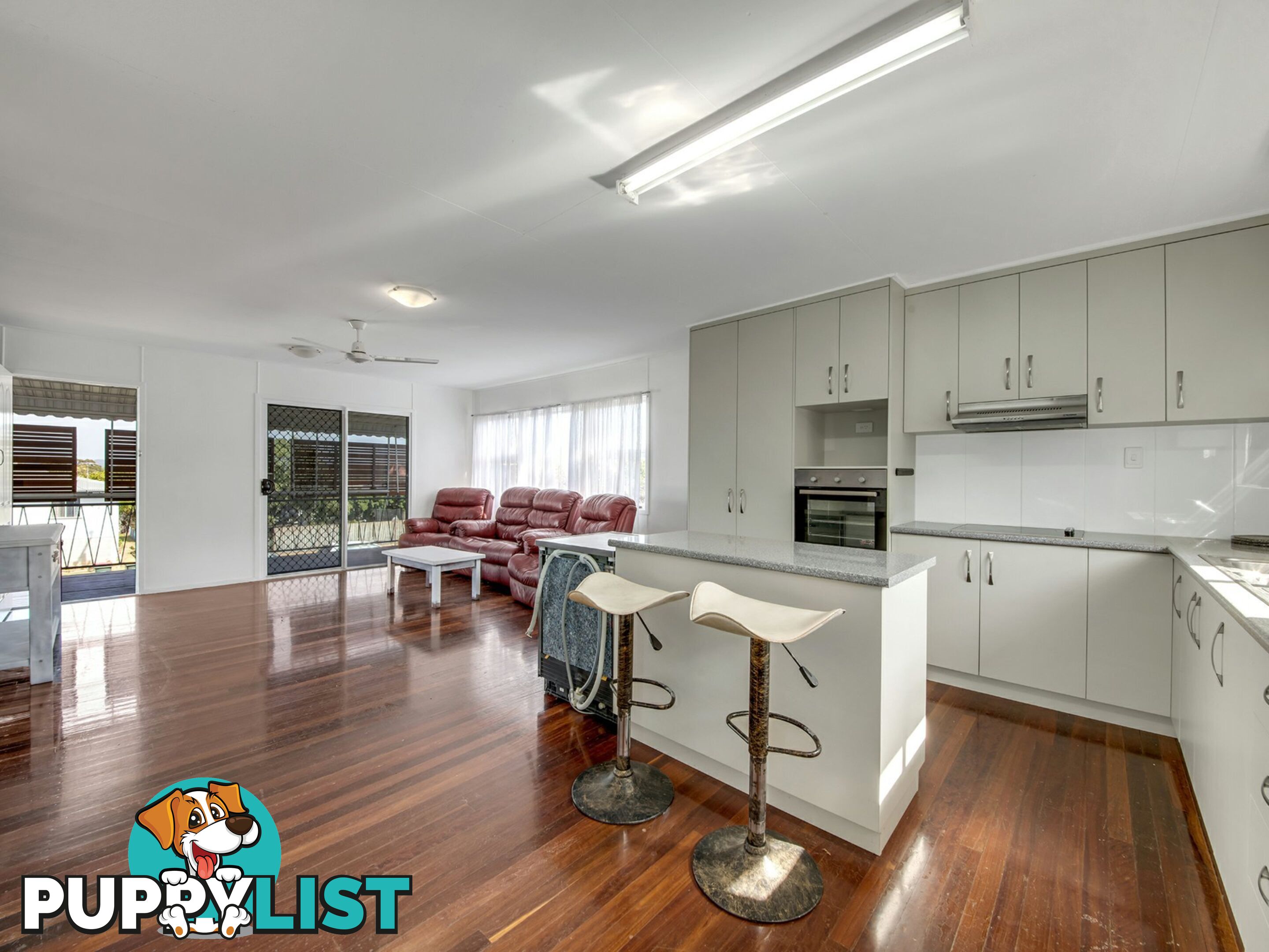 4 Morley Street WEST GLADSTONE QLD 4680