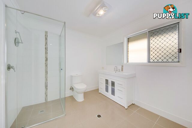 27 Beltana Drive BOYNE ISLAND QLD 4680