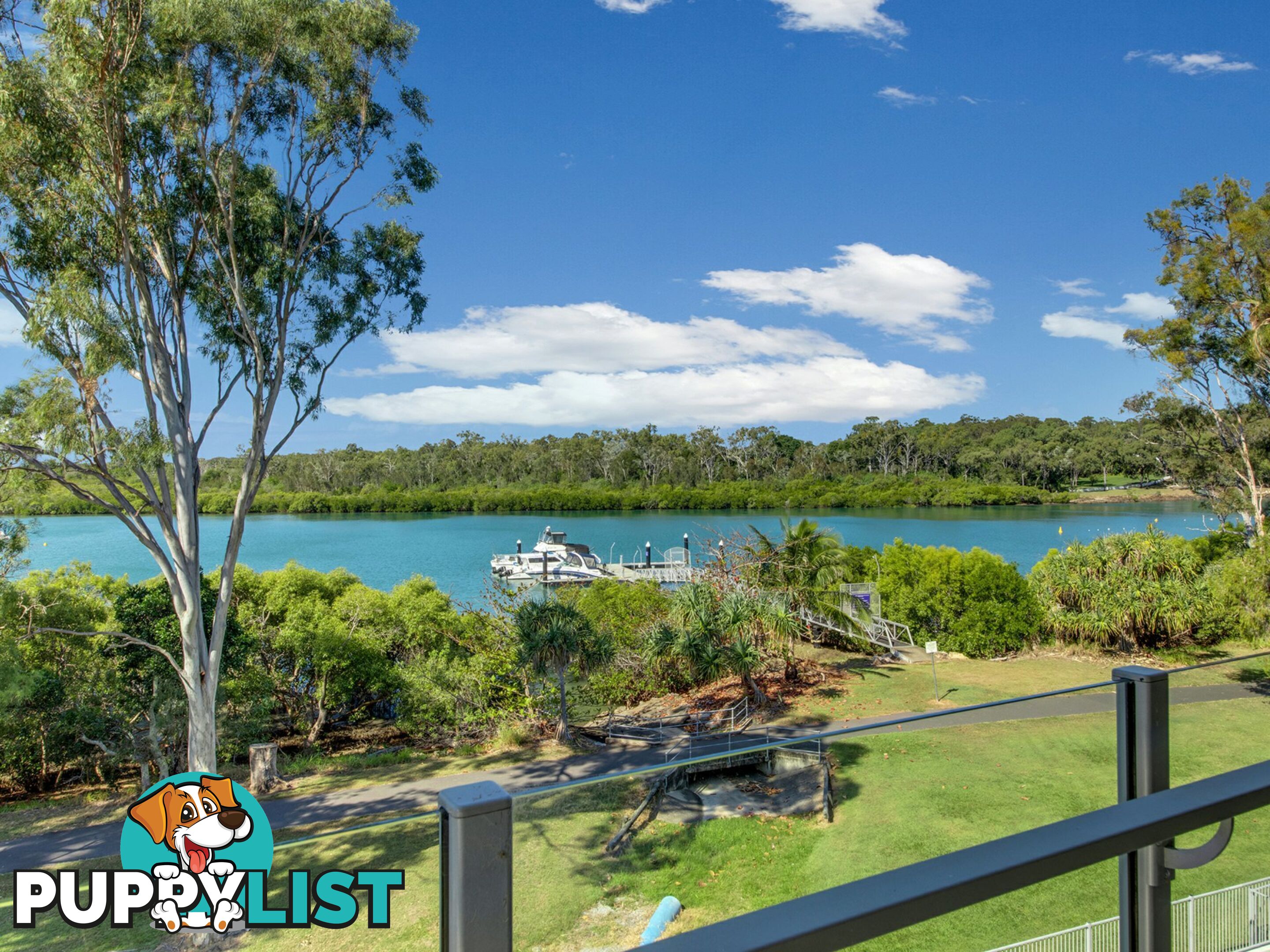 303/10 Wyndham Avenue BOYNE ISLAND QLD 4680