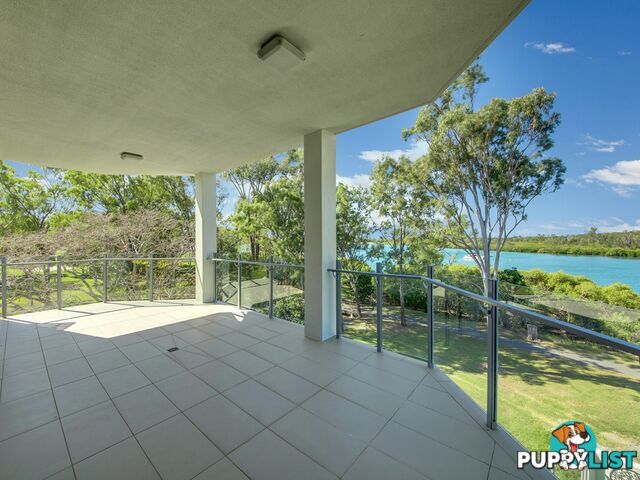 303/10 Wyndham Avenue BOYNE ISLAND QLD 4680