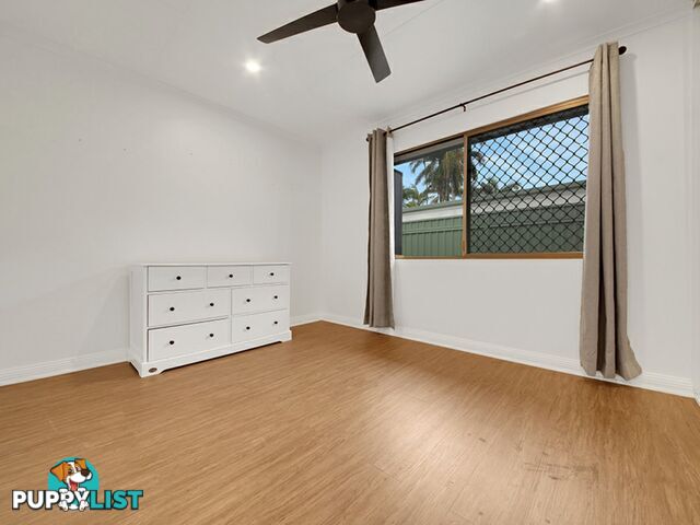 9 Alexander Street BOYNE ISLAND QLD 4680