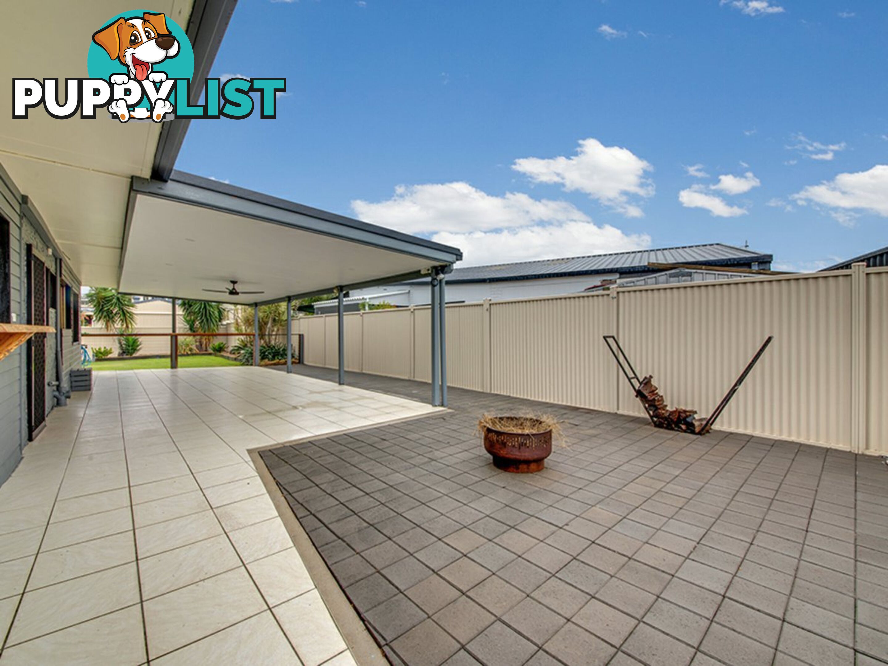 9 Alexander Street BOYNE ISLAND QLD 4680