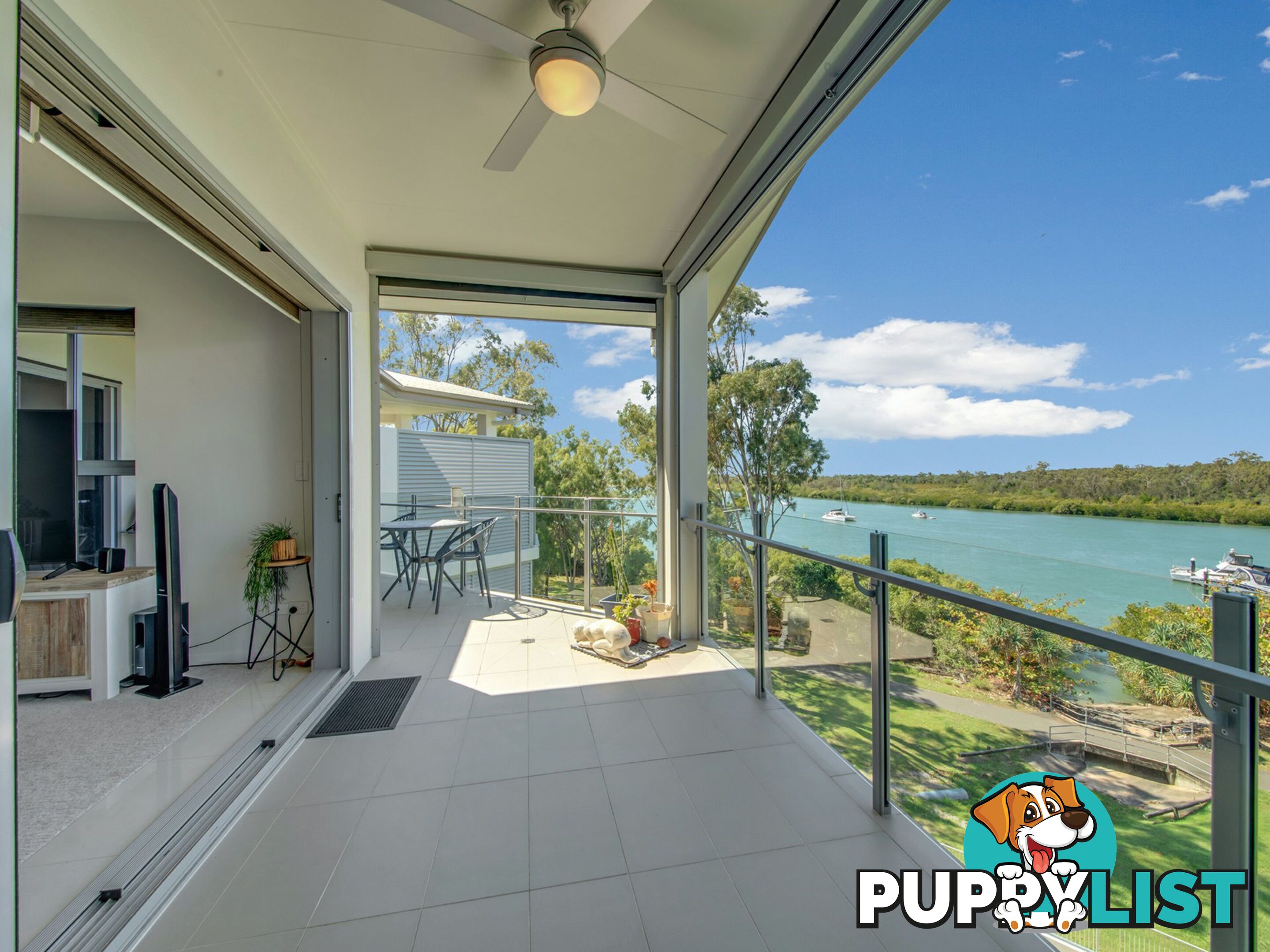 402/10 Wyndham Avenue BOYNE ISLAND QLD 4680