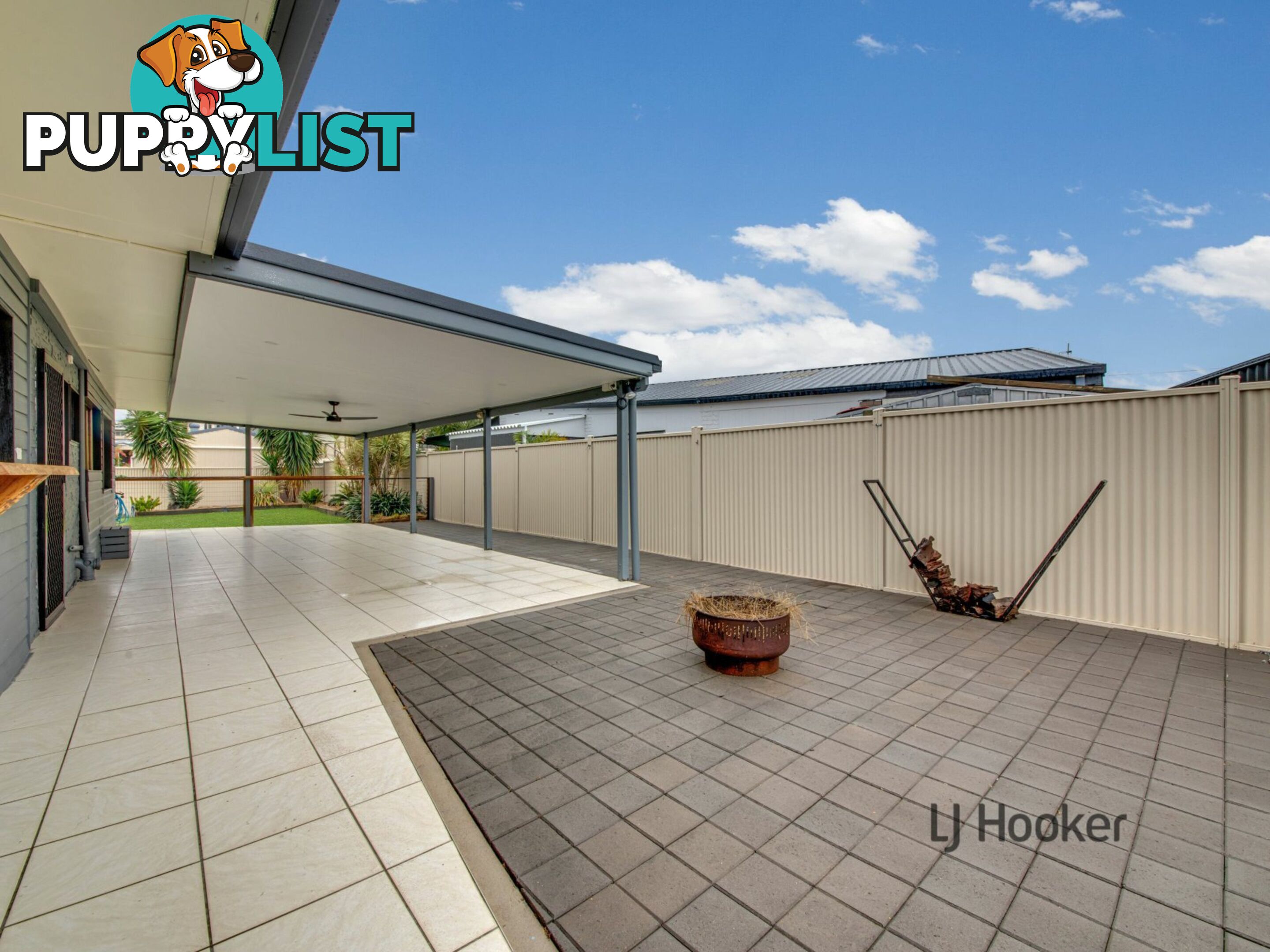 9 Alexander Street BOYNE ISLAND QLD 4680