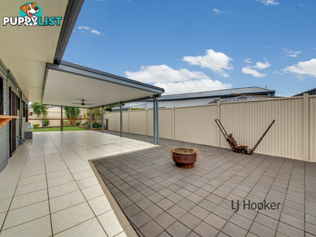 9 Alexander Street BOYNE ISLAND QLD 4680