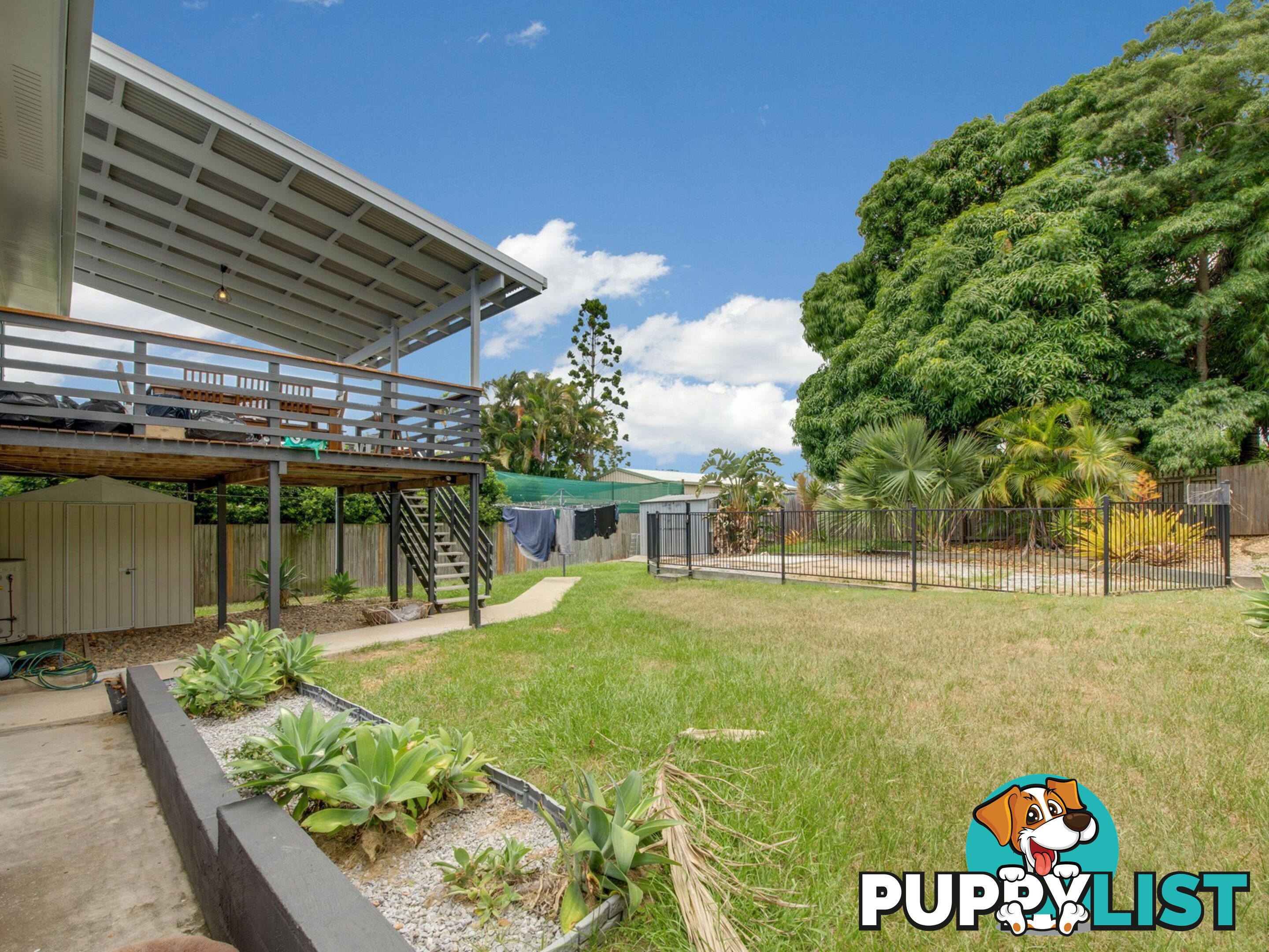 6 Bellemere Court BOYNE ISLAND QLD 4680