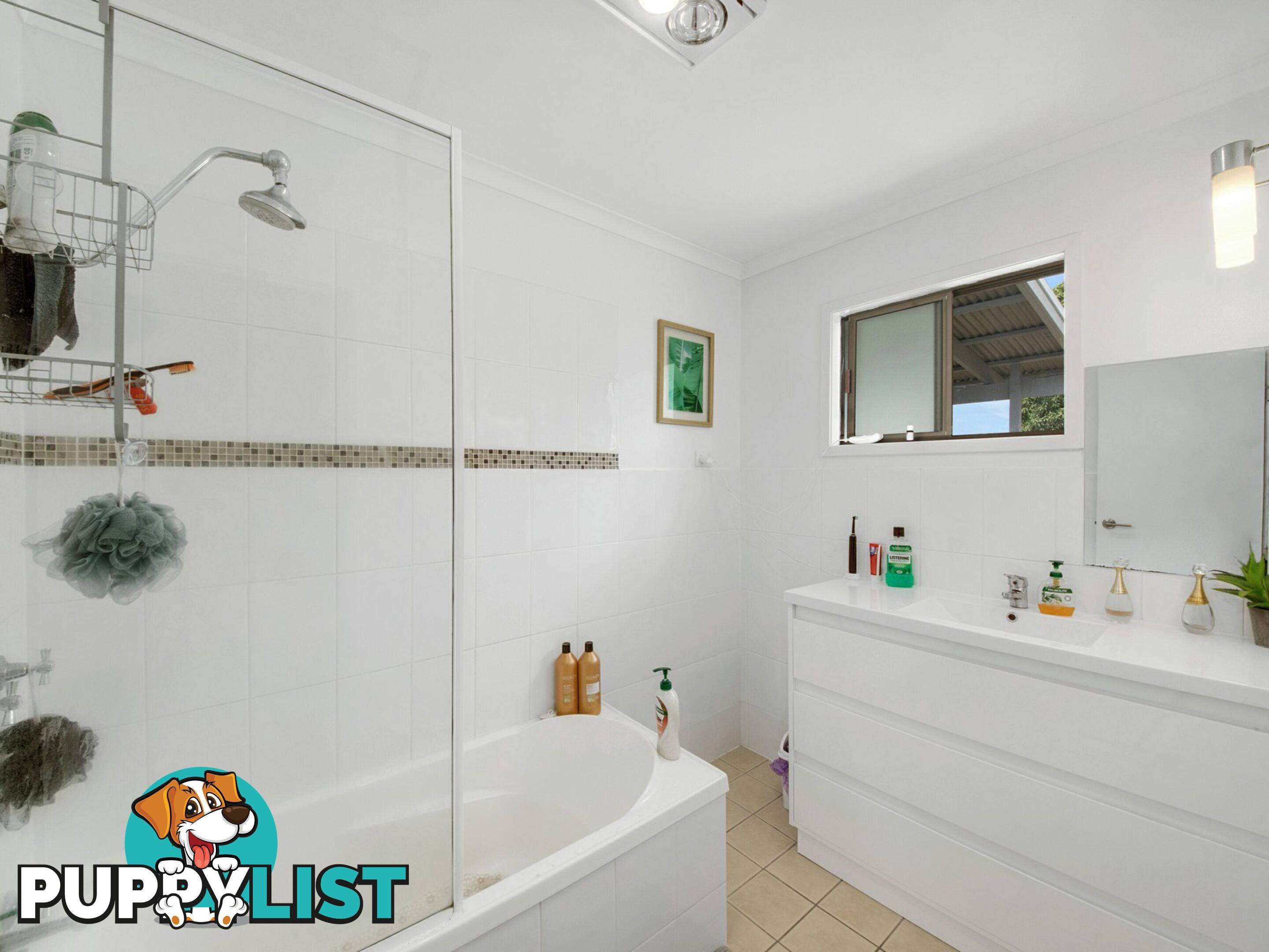 6 Bellemere Court BOYNE ISLAND QLD 4680