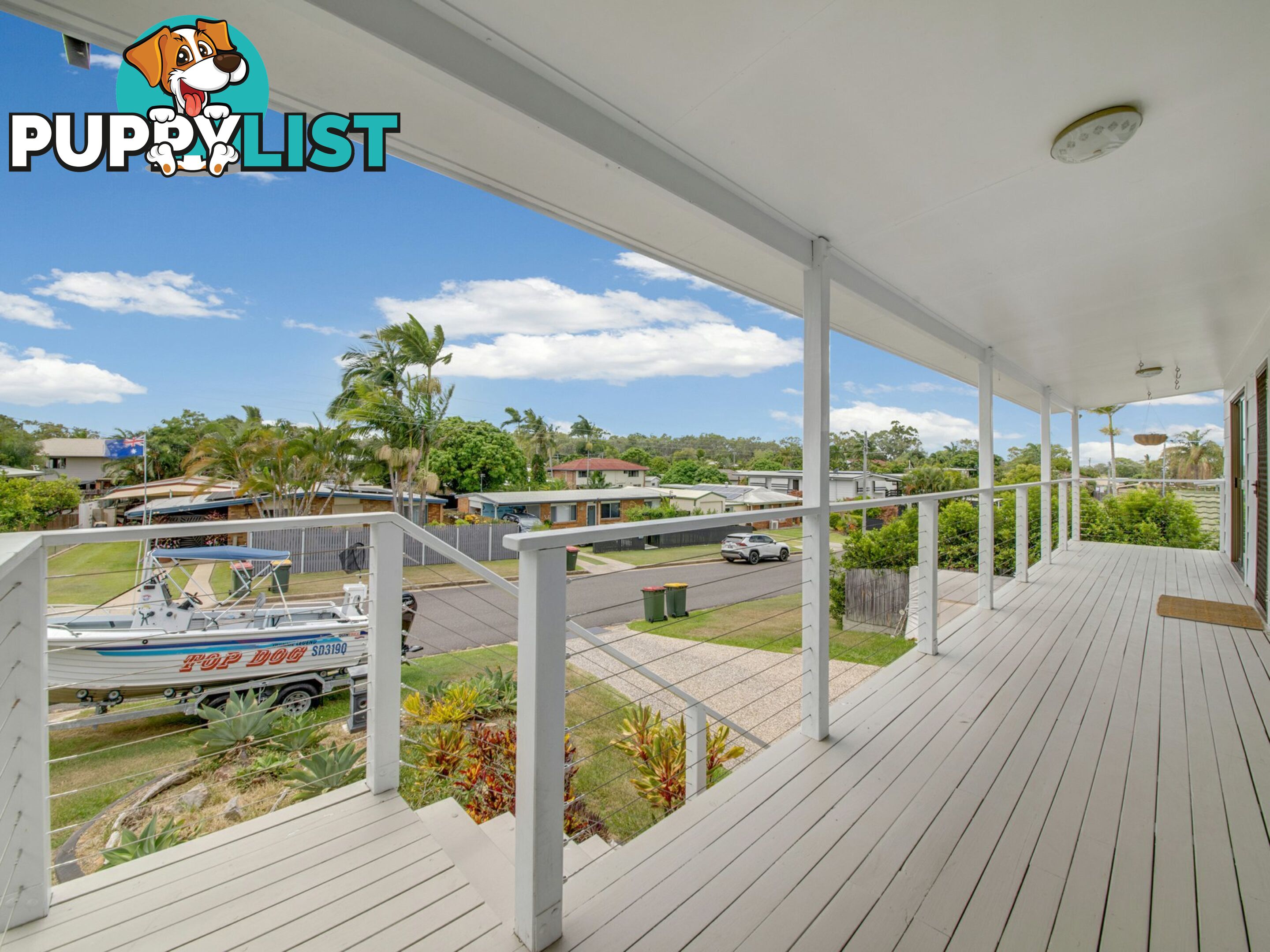 6 Bellemere Court BOYNE ISLAND QLD 4680