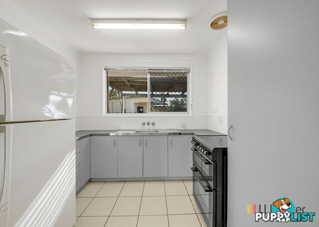 6 Andrew Court BOYNE ISLAND QLD 4680