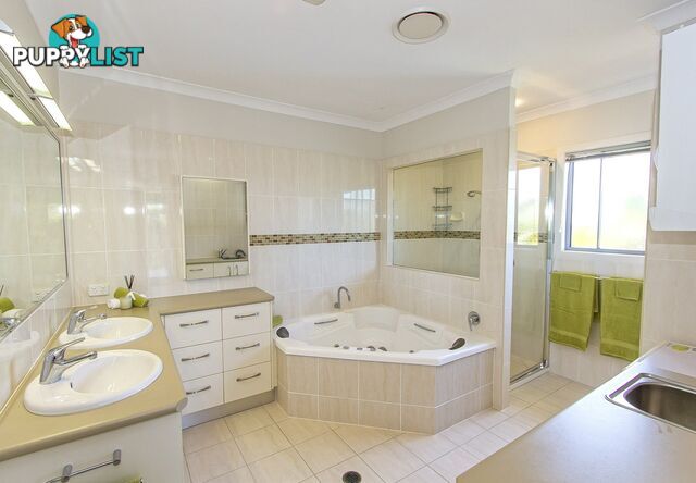 44 Booth Ave TANNUM SANDS QLD 4680