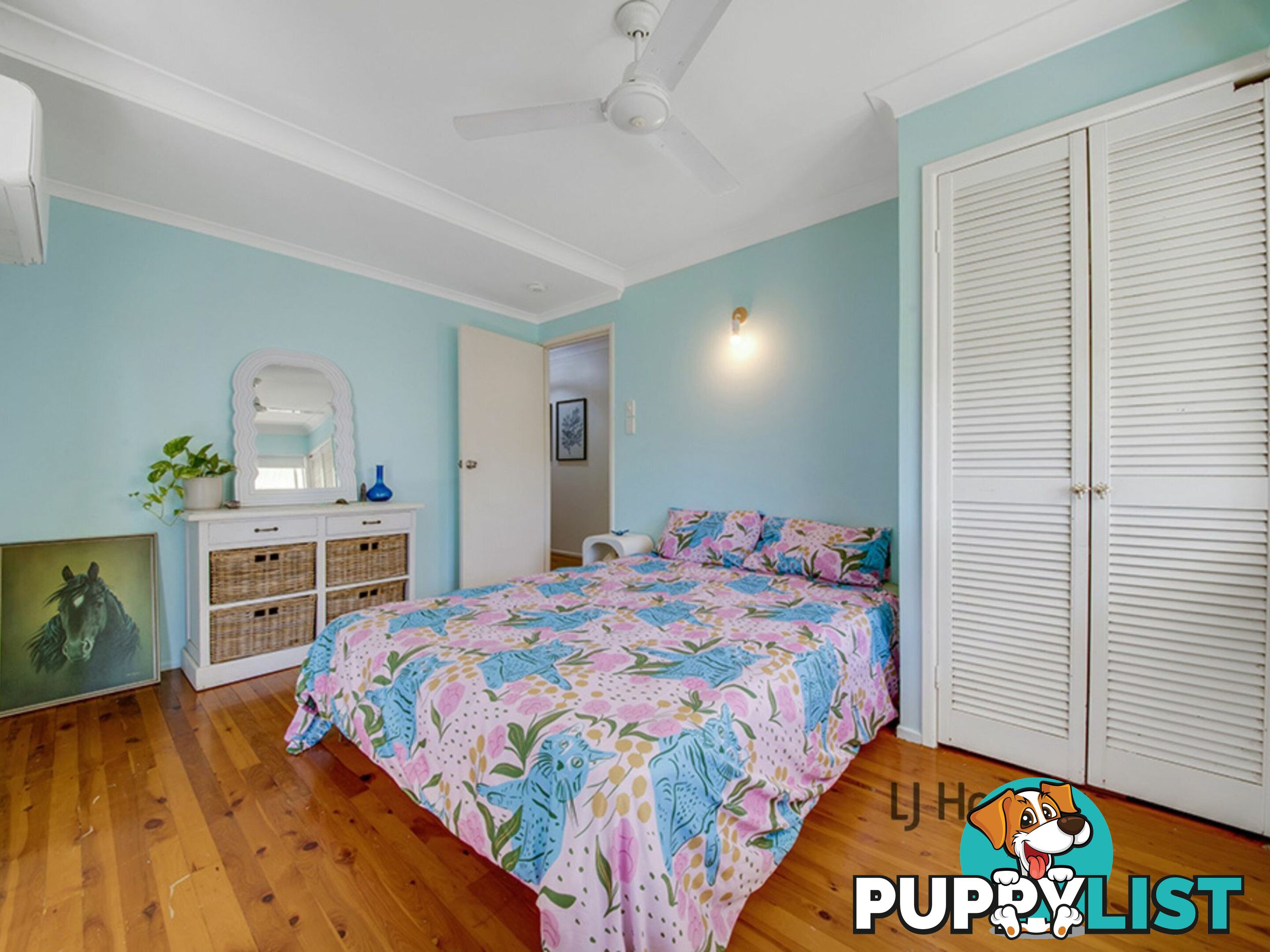 4 Yukana Street BOYNE ISLAND QLD 4680