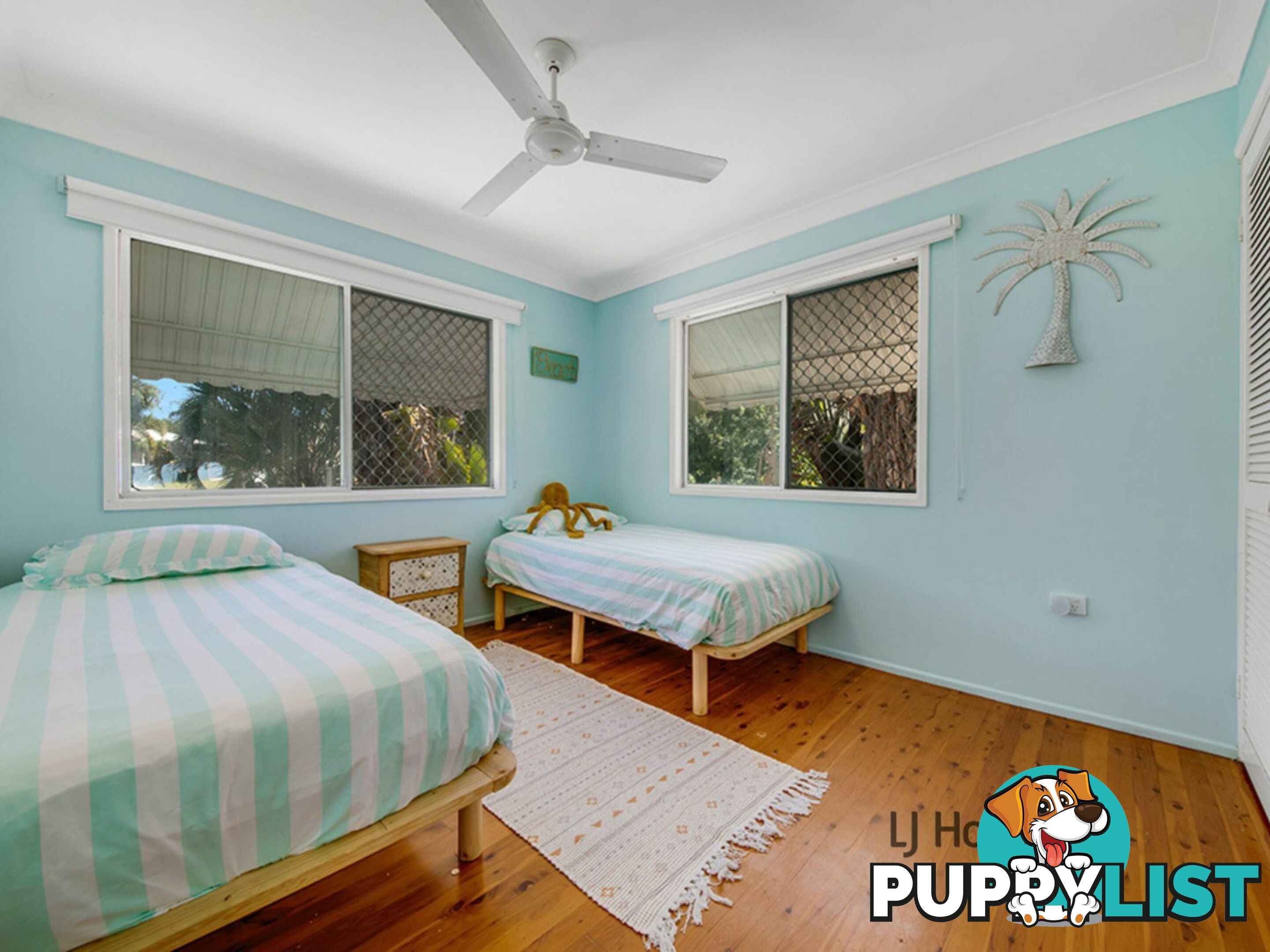 4 Yukana Street BOYNE ISLAND QLD 4680