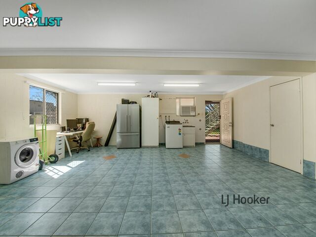 4 Yukana Street BOYNE ISLAND QLD 4680