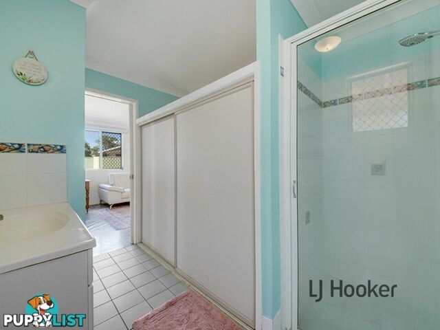 4 Yukana Street BOYNE ISLAND QLD 4680