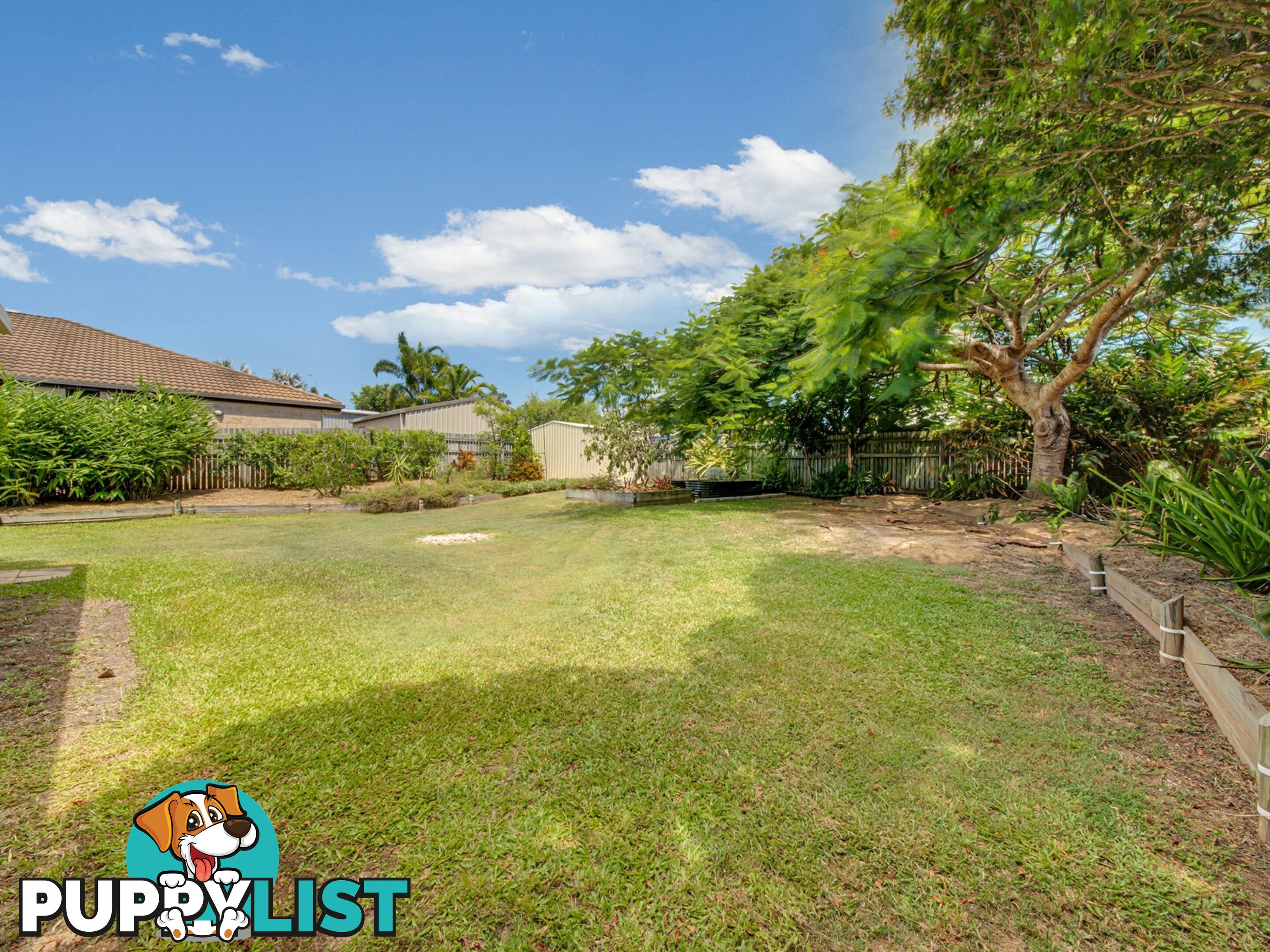 17 Golf View Drive BOYNE ISLAND QLD 4680