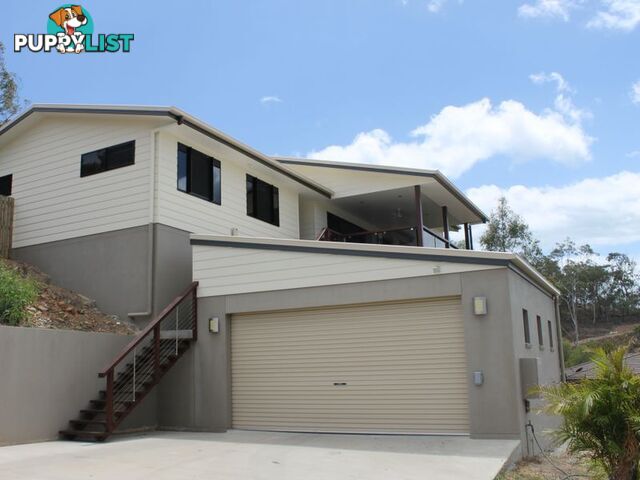 11 Melanie Court BOYNE ISLAND QLD 4680