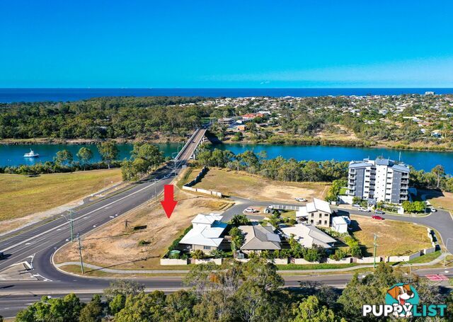 13 The Promenade BOYNE ISLAND QLD 4680