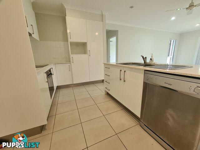 8 CORIMBA PARADE BOYNE ISLAND QLD 4680