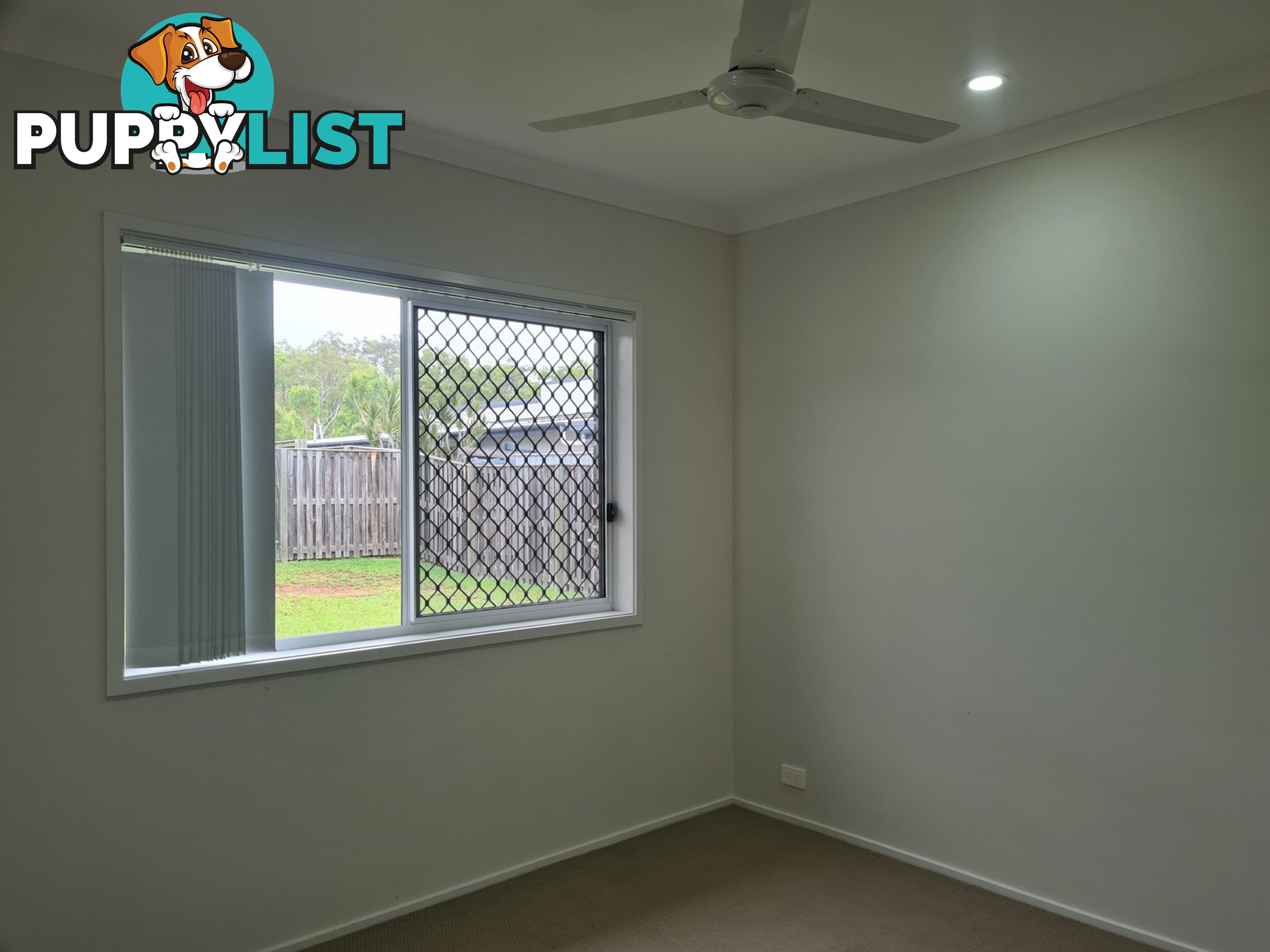 8 CORIMBA PARADE BOYNE ISLAND QLD 4680