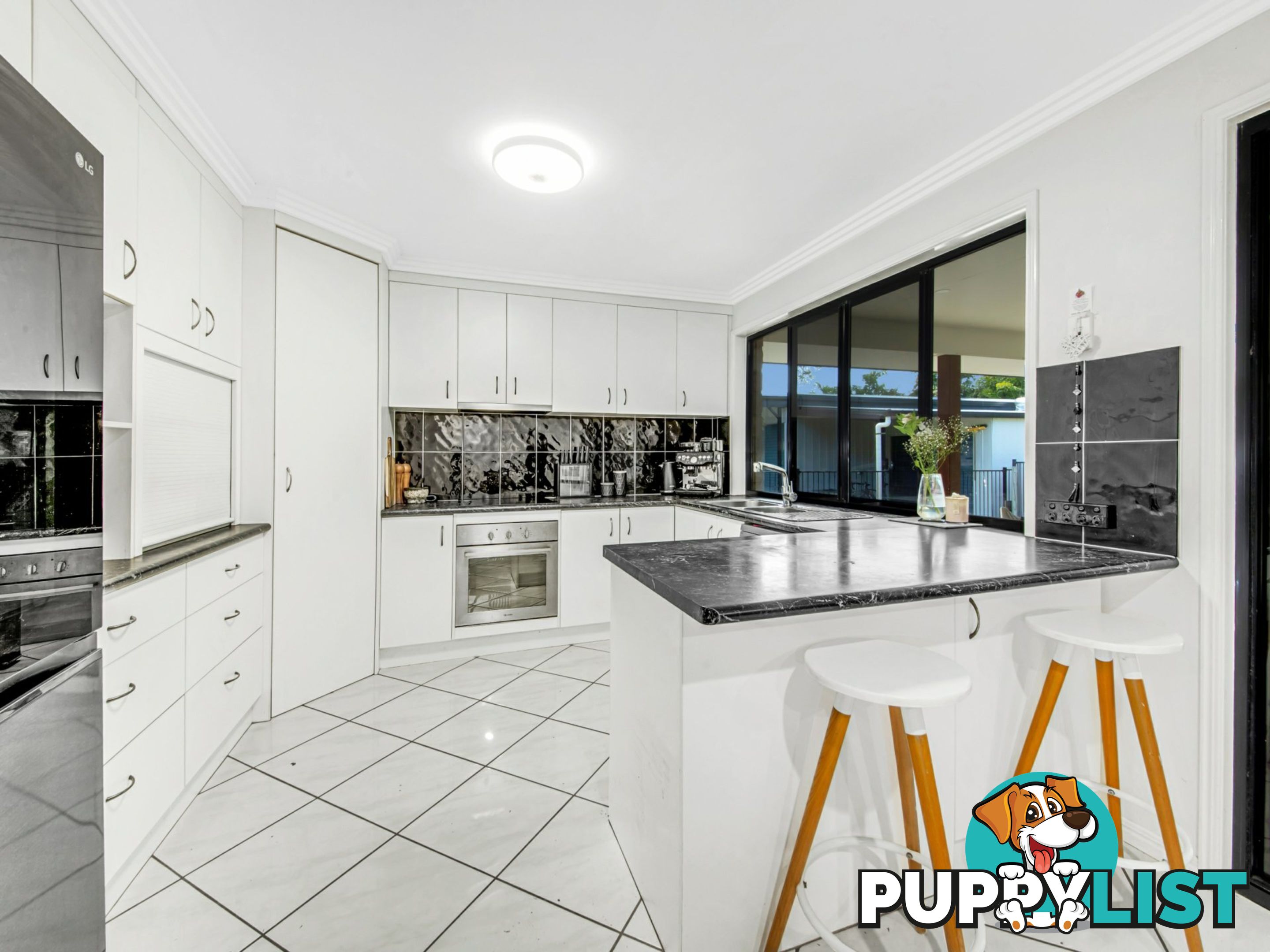 11 Ronald Crescent BENARABY QLD 4680