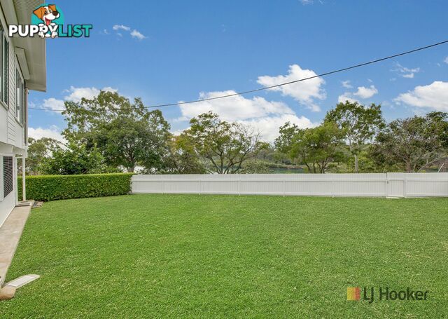 2 Arthur Street BOYNE ISLAND QLD 4680