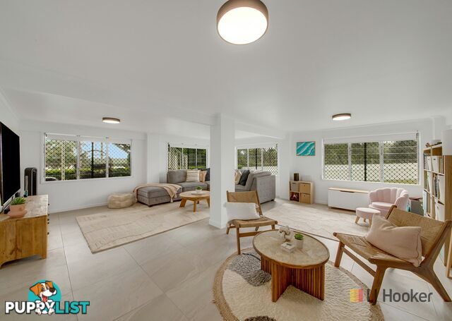 2 Arthur Street BOYNE ISLAND QLD 4680