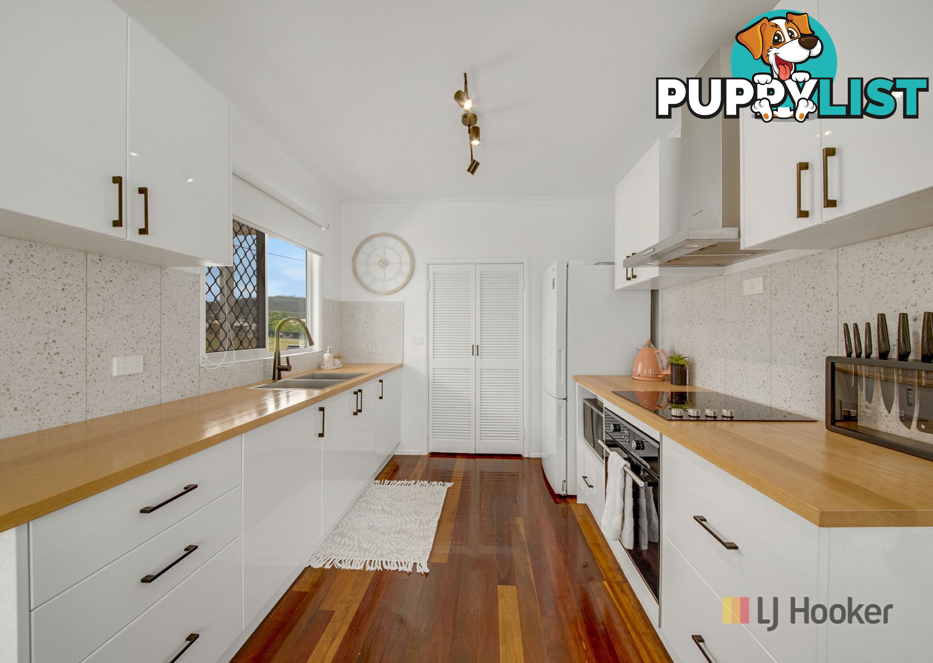 2 Arthur Street BOYNE ISLAND QLD 4680