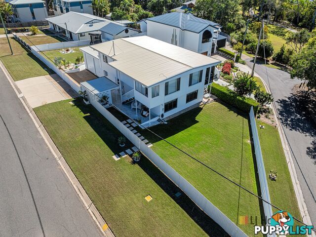 2 Arthur Street BOYNE ISLAND QLD 4680