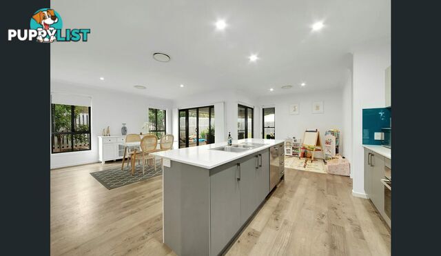 1 Tulipwood Cct BOYNE ISLAND QLD 4680