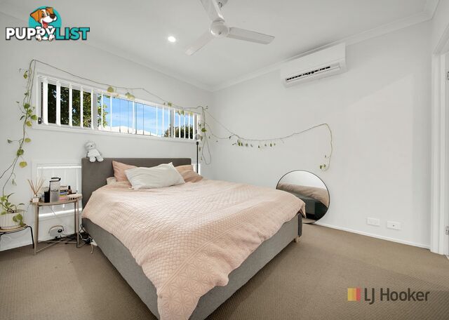 6 Wabby Street BOYNE ISLAND QLD 4680