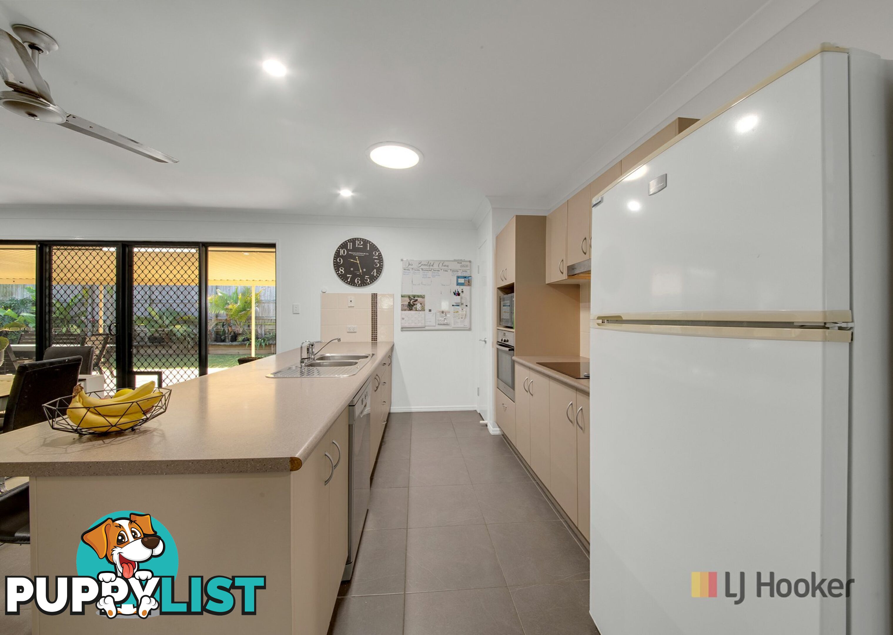 31 Longreach Court TANNUM SANDS QLD 4680
